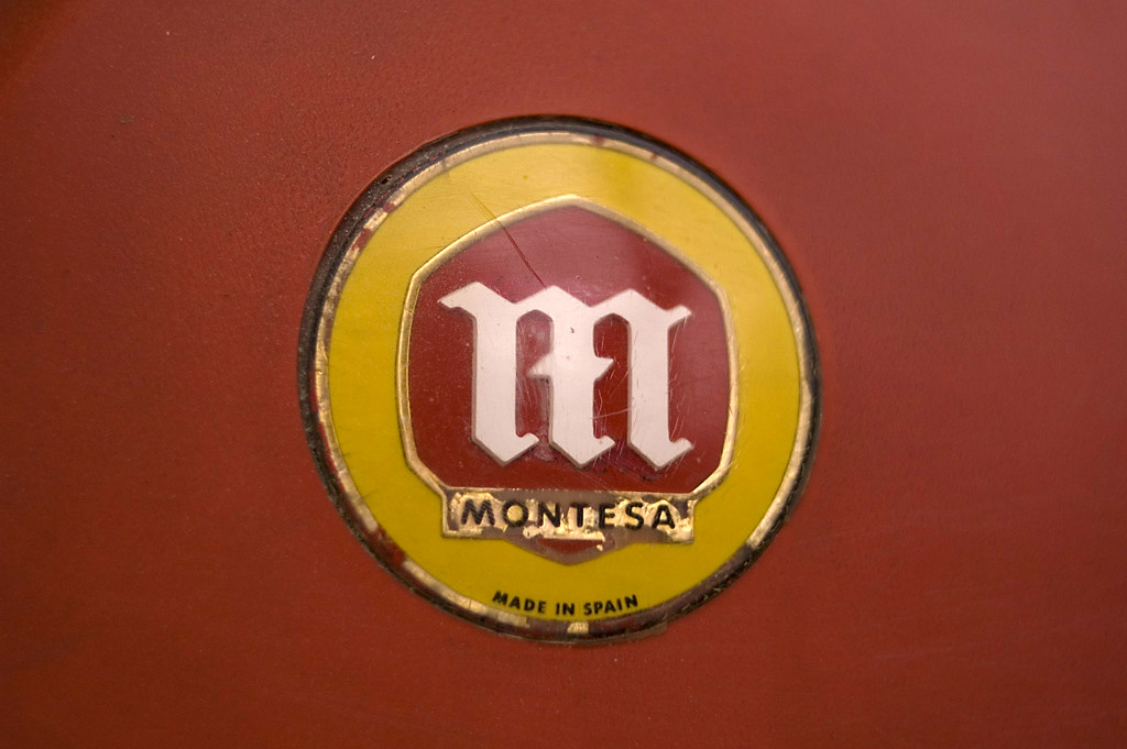 Barátságos motot a Montesa Cota 349