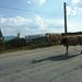 Közlekedő tehén, a békási víztározó környékén