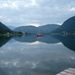 Az Ossiachi-tó este.Tükörben úszva önmagaddal